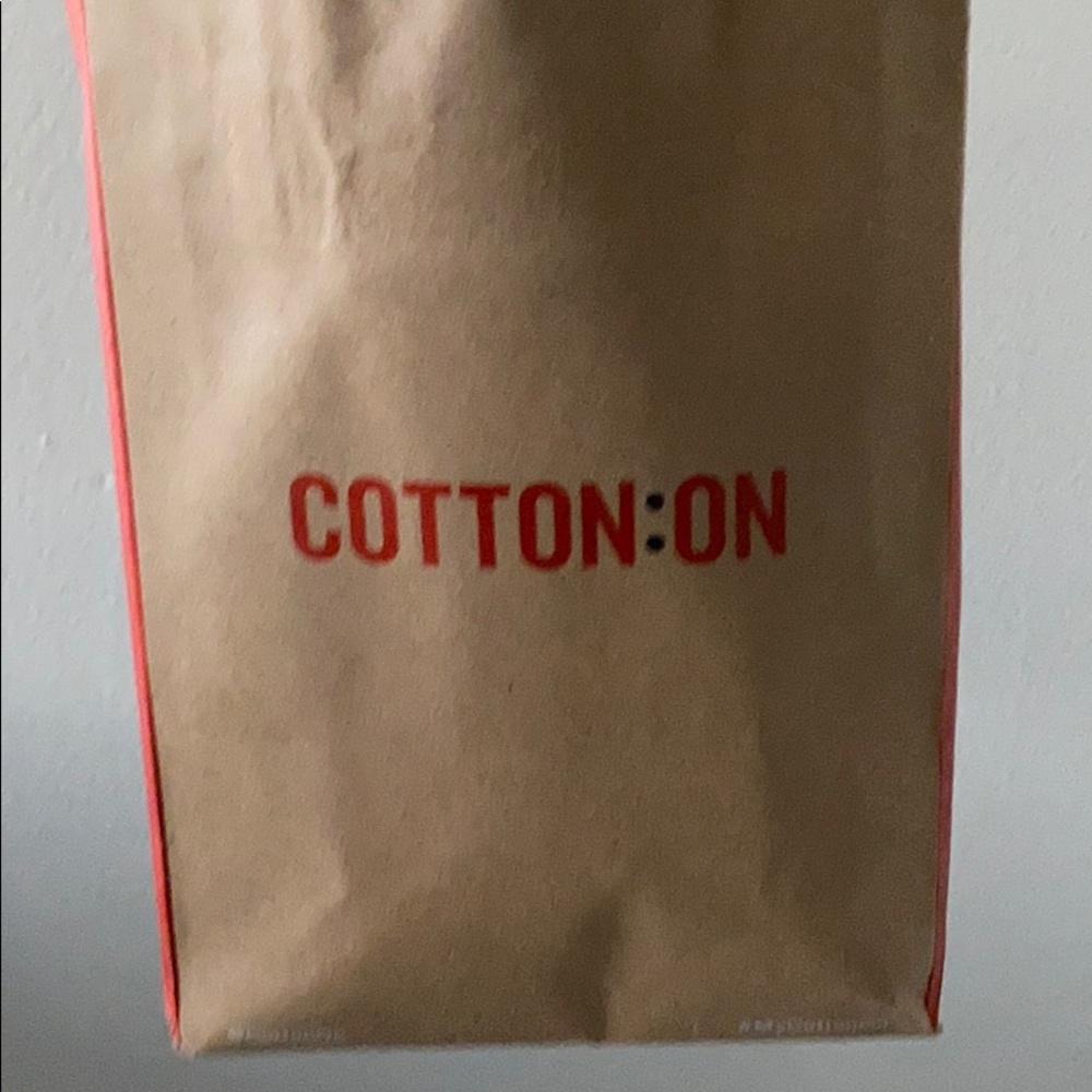 Meet your Posher, Melanie